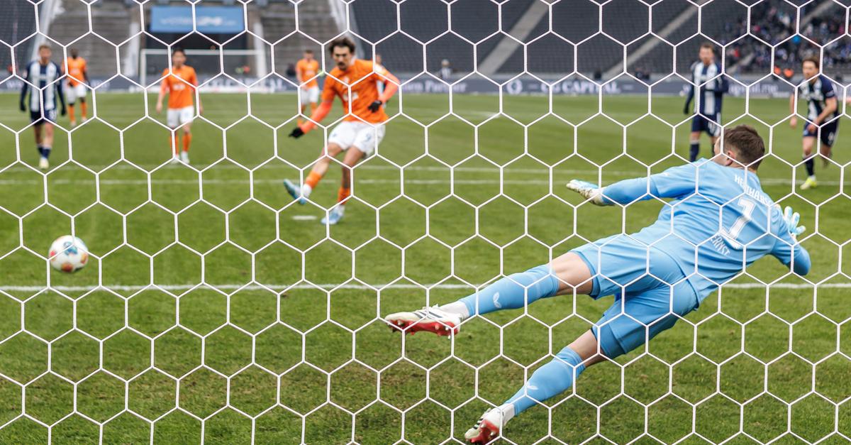 Individual player ratings for SV Darmstadt 98: Fraser Hornby ice-cold in ...