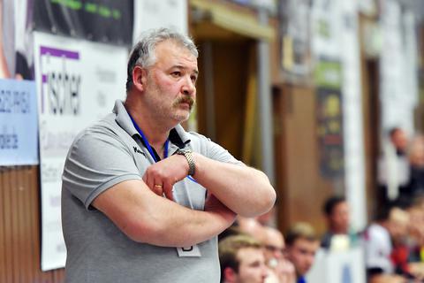 Jens Becker und die Handballer des SV Erbach müssen den Saisonstart verschieben. Foto: Dagmar Jährling