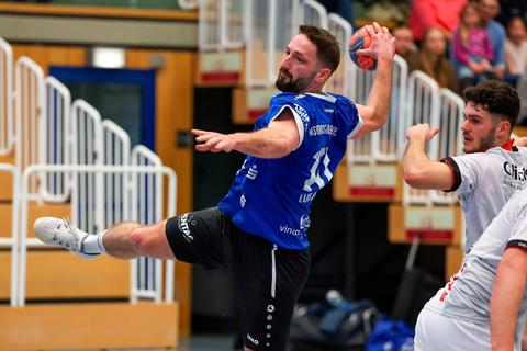 Richtungsweisende Partie im Abstiegskampf: Handball-Oberligist SG Umstadt/Habitzheim (am Ball David Lubar) ist beim TuS Dotzheim gefordert und muss gewinnen. Joaquim Ferreira