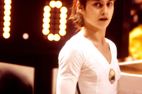 Von wegen 1,0! Die Turnkunst von Nadia Comaneci sprengt 1976 sogar die Limits der Technik. Foto: dpa 