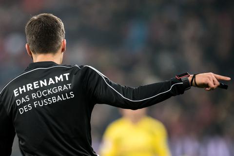 Das Ehrenamt ist nicht nur Rückgrat des Fußballs, sondern die Basis des kompletten deutschen Vereinssports.