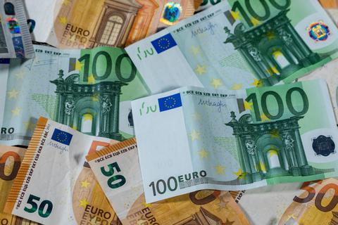 Wenn Kommunen weniger Geld zur Verfügung hätten, müssten sie alle Projekte auf den Prüfstand stellen, so die Forderung des Bundes der Steuerzahler Hessen.