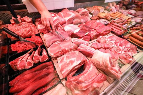 Beim Fleischkongress in Mainz sollen laut Veranstalter auch Themen wie Nachhaltigkeit und Regionalität bei der Fleischerzeugung diskutiert werden.