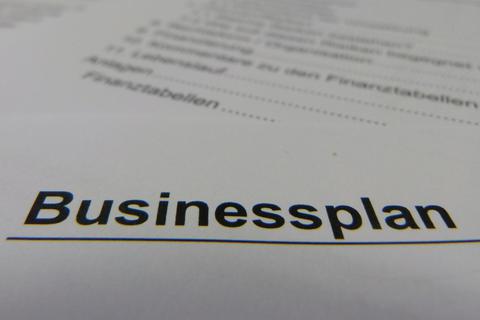 Wichtig bei der Finanzierung einer Unternehmensgründung sei der Businessplan, sagt der Gründungs-Experte Werner Spies.  Foto: Sebastian Reh 