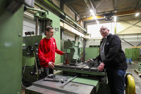 Reiner Diehl (rechts) und Klaus Muhly arbeiten seit Jahrzehnten zusammen. Foto: Guido Schiek